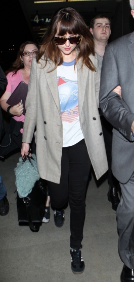 dakotajohnson_2812129.jpg