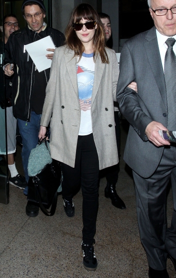 dakotajohnson_28729.JPG