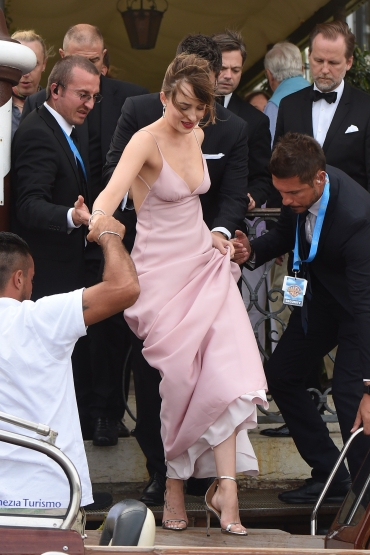 Dakota_Arrivals_287229.jpg
