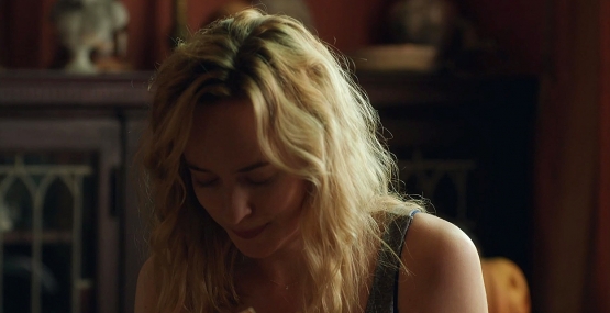 dakotajohnson-cymbeline-01234.jpg