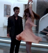 fiftyshades-dakotajohnson00325.jpg