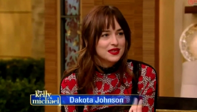 dakotajohnson0215.jpg