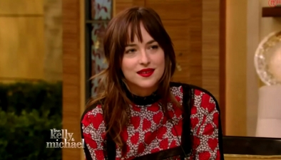 dakotajohnson0219.jpg