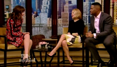 dakotajohnson0223.jpg