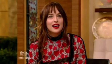 dakotajohnson0353.jpg